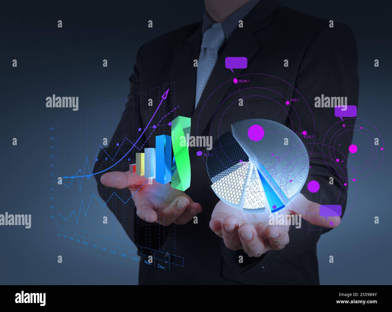 Imprenditore mano trattiene la barra del grafico a torta e a crescita come concetto Foto Stock