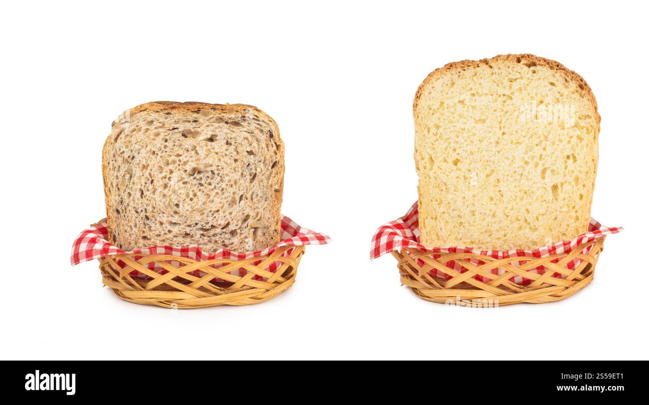 Cestelli con pane isolato su bianco. Cesti con pane Foto Stock