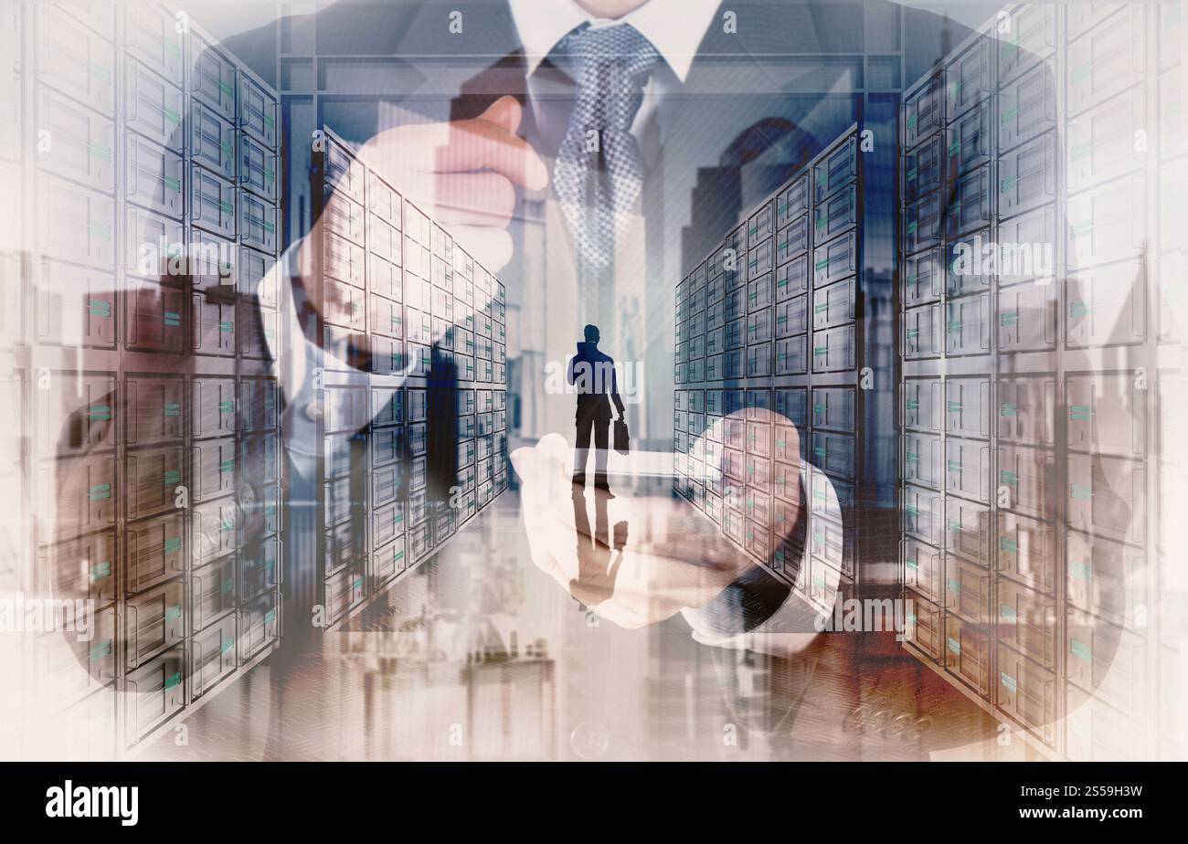 La doppia esposizione di imprenditore mano utilizzare smart phone computer con icona posta elettronica come concetto Foto Stock