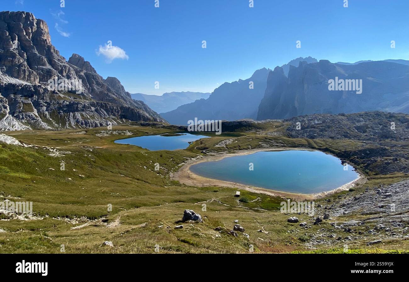 Paesaggio naturale dei laghi nelle tre Cime di Lavaredo nelle dolomiti Foto Stock