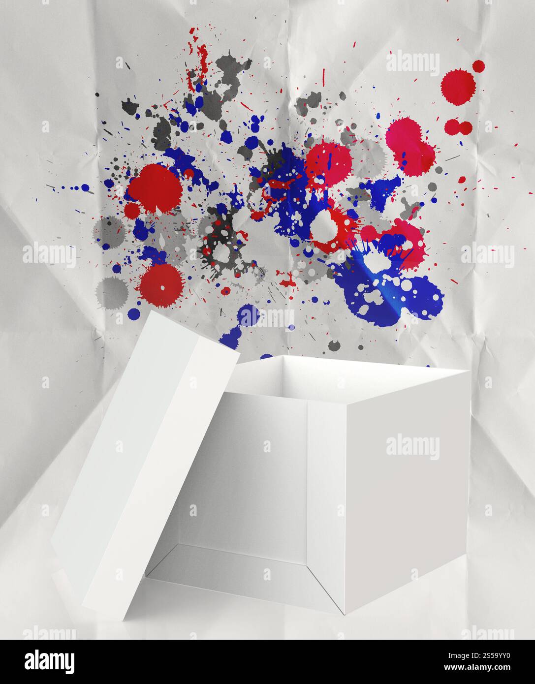 Pensando al di fuori della casella e splash colori carta sgualcita come concetto Foto Stock