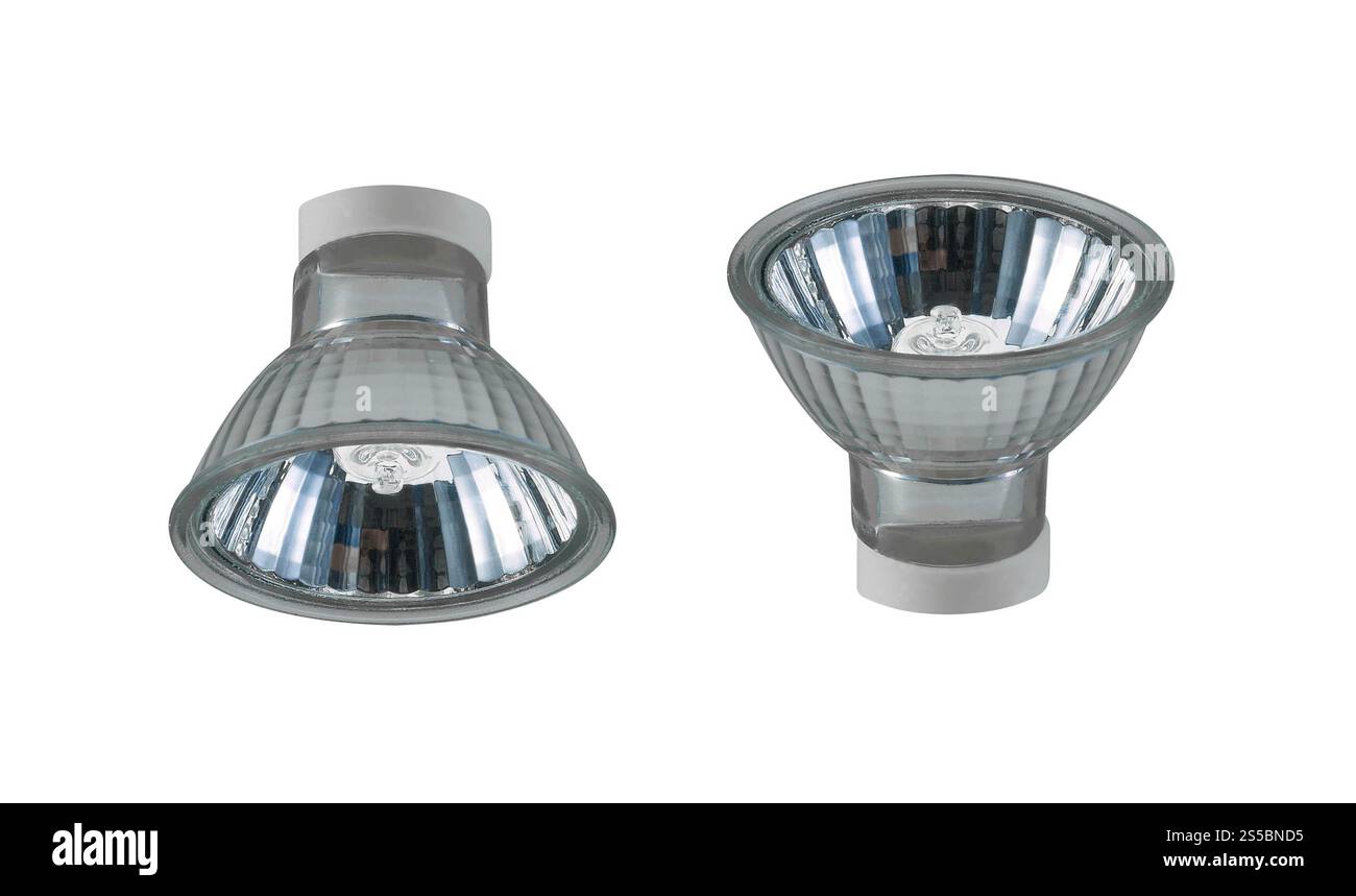 Lampadina a LED a risparmio energetico isolata su bianco. Lampadina a LED a risparmio energetico Foto Stock