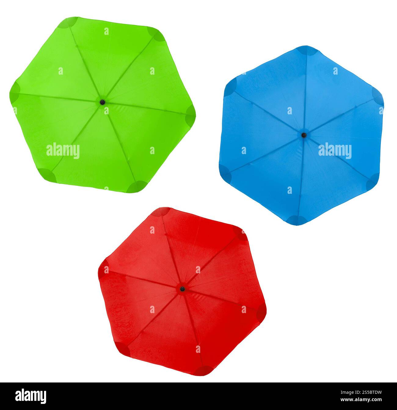 Ombrello retroilluminato isolato su sfondo bianco. Ombrello retroilluminato Foto Stock