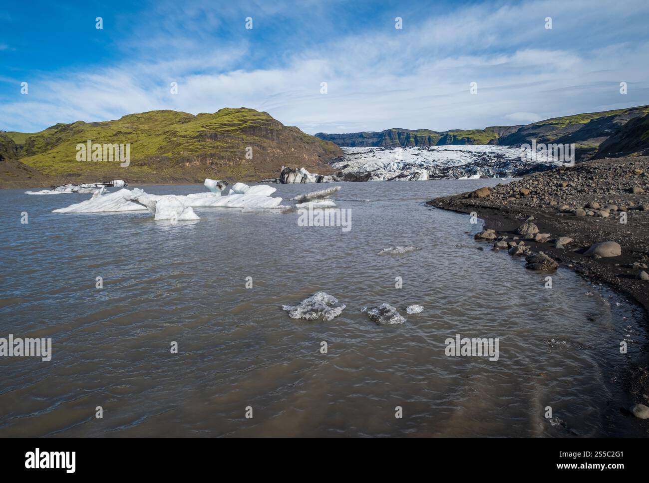 Ghiacciaio di Skaftafellsjokull, Islanda. La lingua del ghiacciaio scivola dalla calotta di Vatnajokull o dal ghiacciaio Vatna vicino al vulcano subglaciale Esjufjoll. Glaciale Foto Stock