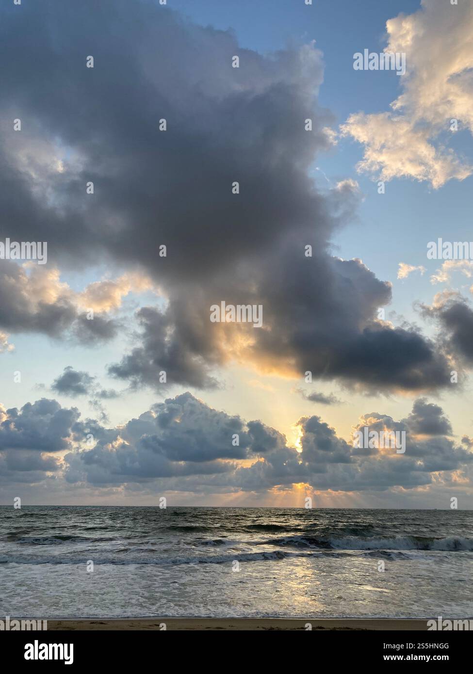 Cielo blu Foto Stock