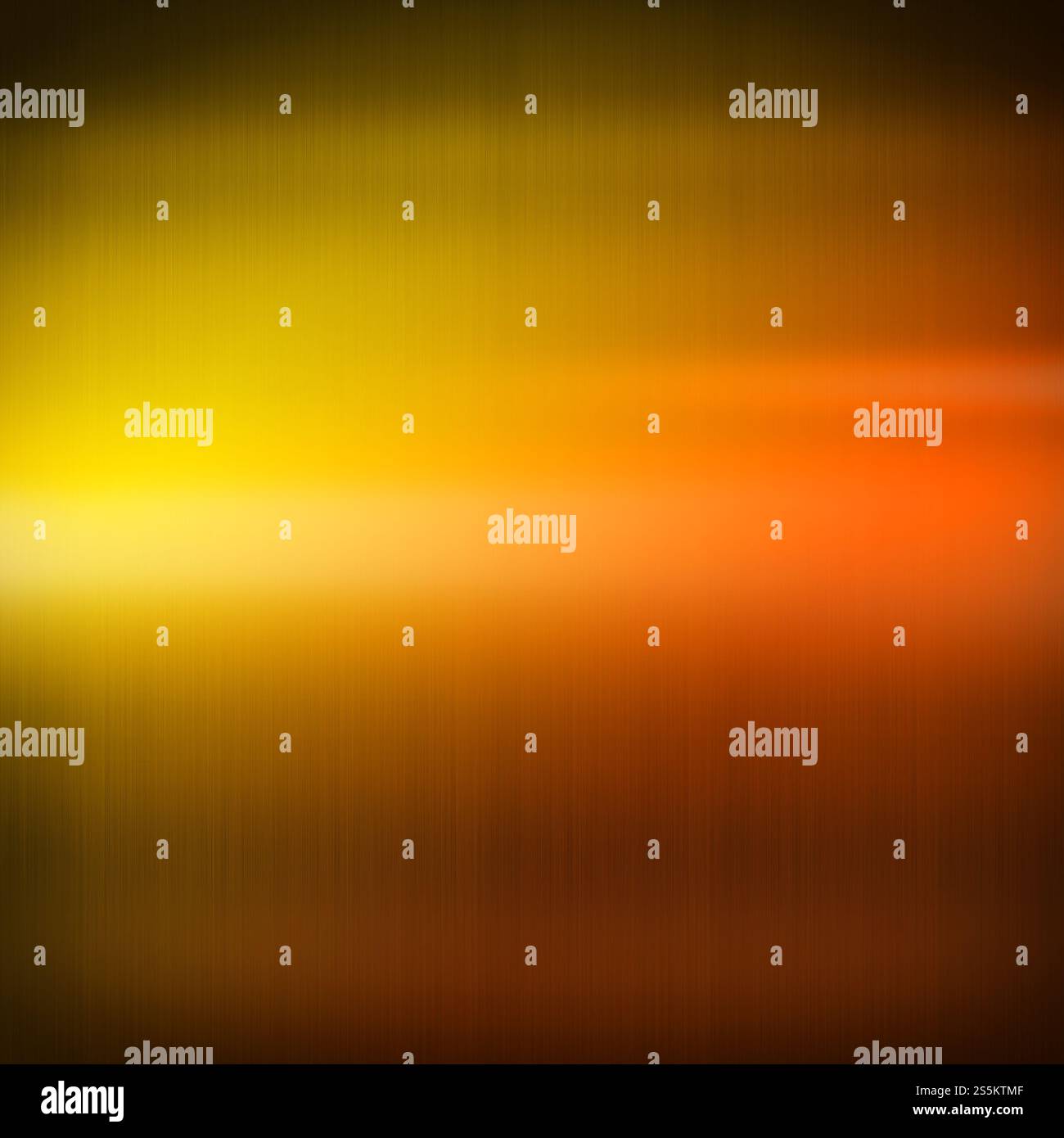 Colorato lucido metallo spazzolato. Gradiente da giallo a rosso. Sfondo quadrato. Colorato lucido metallo spazzolato. Gradiente da giallo a. Foto Stock