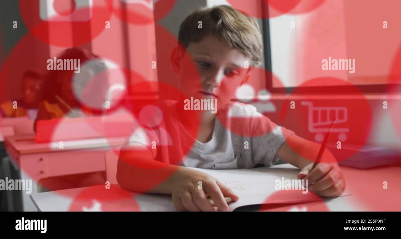 Immagine di icone sullo scolaro caucasico in classe Foto Stock