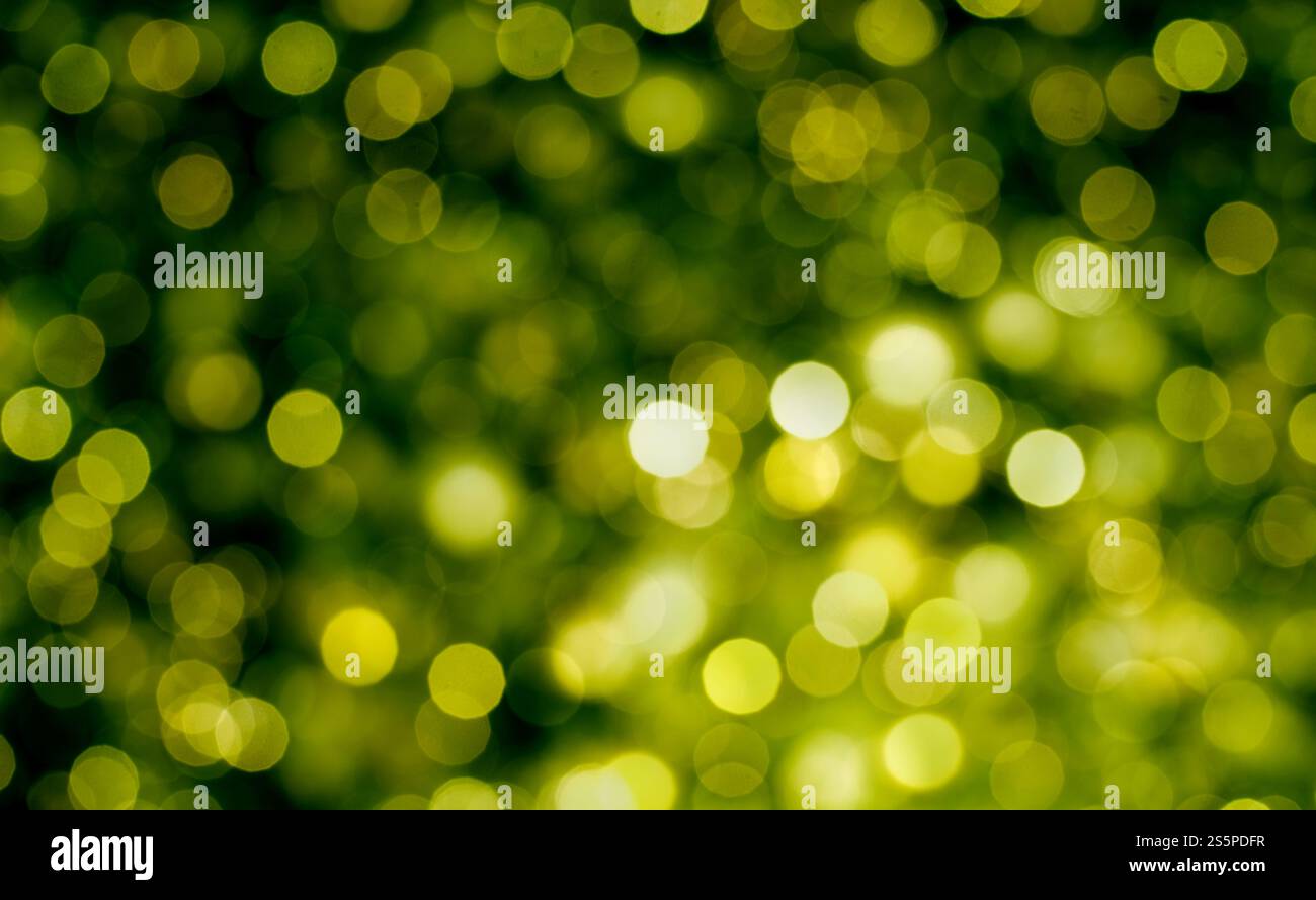 Astratto di bokeh pastello sfondo. Luce bokeh. Luce brillante sfocata spot su sfondo astratto multicolore Foto Stock