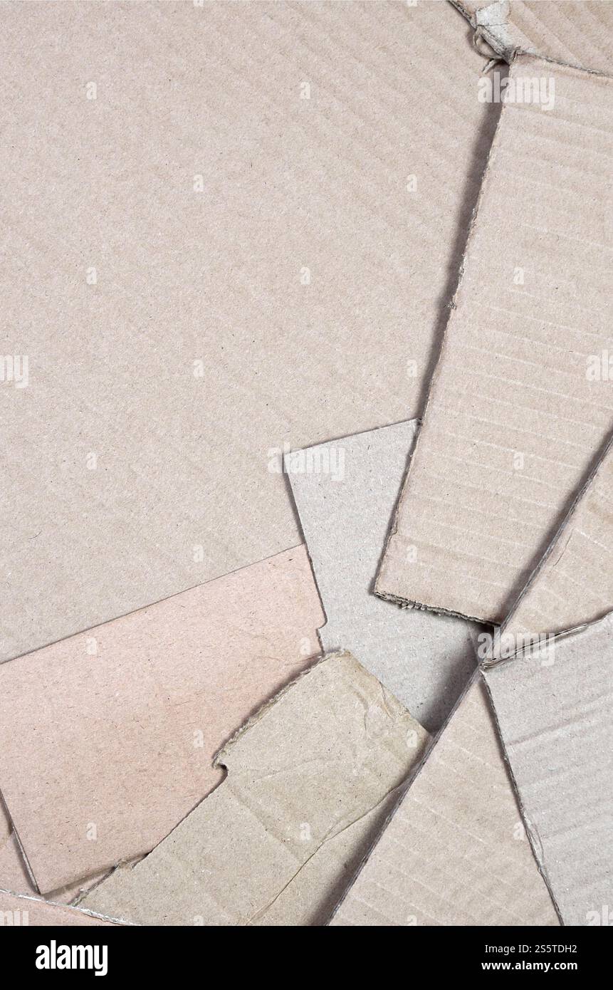 Sfondo della texture di carta impilati pronti a riciclare. Un pacco di vecchio ufficio il cartone per il riciclaggio di rifiuti di carta. Pila della carta straccia Foto Stock