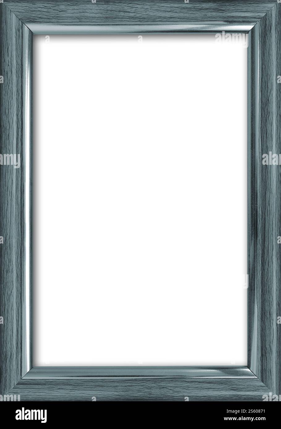 Cornice vuota con spazio libero all'interno, isolata su sfondo bianco. Cornice vuota con spazio libero all'interno, isolata sul bianco Foto Stock