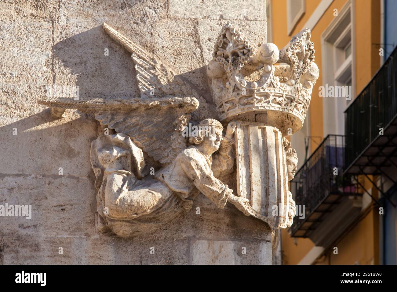 Valencia, Spagna, 15 gennaio 2025. La Seta di Valencia risale al XV secolo, costruita tra il 1482 e il 1548. È un esempio iconico di architettura gotica civile, dichiarato patrimonio dell'umanità dell'UNESCO nel 1996. Recentemente, la rivista Forbes ha dichiarato Valencia la migliore città del mondo in pensione. Credito: Eduard Ripoll. Foto Stock