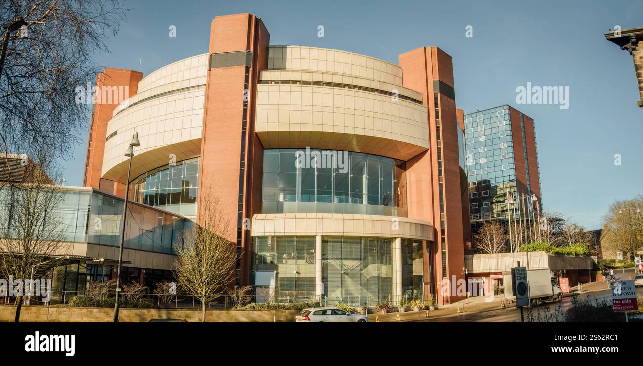 Harrogate Convention Centre e Crowne Plaza Hotel. 15 gennaio 2025. Harrogate, North Yorkshire, Regno Unito. Crediti: Catturati luce Fotografia li Foto Stock