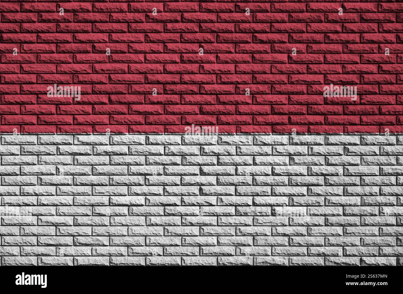 Bandiera dell'Indonesia è dipinta su un vecchio muro di mattoni Foto Stock Bandiera dell'Indonesia è dipinta su un vecchio muro di mattoni Foto Stock