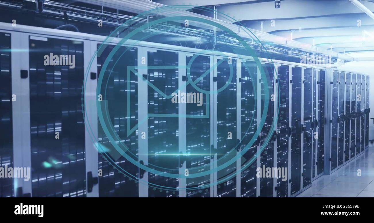 Immagine dell'icona del messaggio di posta elettronica bloccato durante l'elaborazione del testo di sicurezza informatica e dello scanner sulla sala server Foto Stock