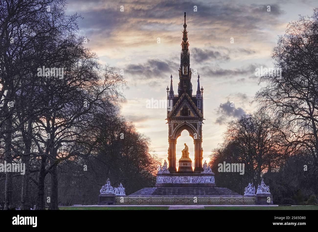 Albert Memorial 1863-1872 (Kensington Gardens, Londra, Regno Unito, Europa) Foto Stock