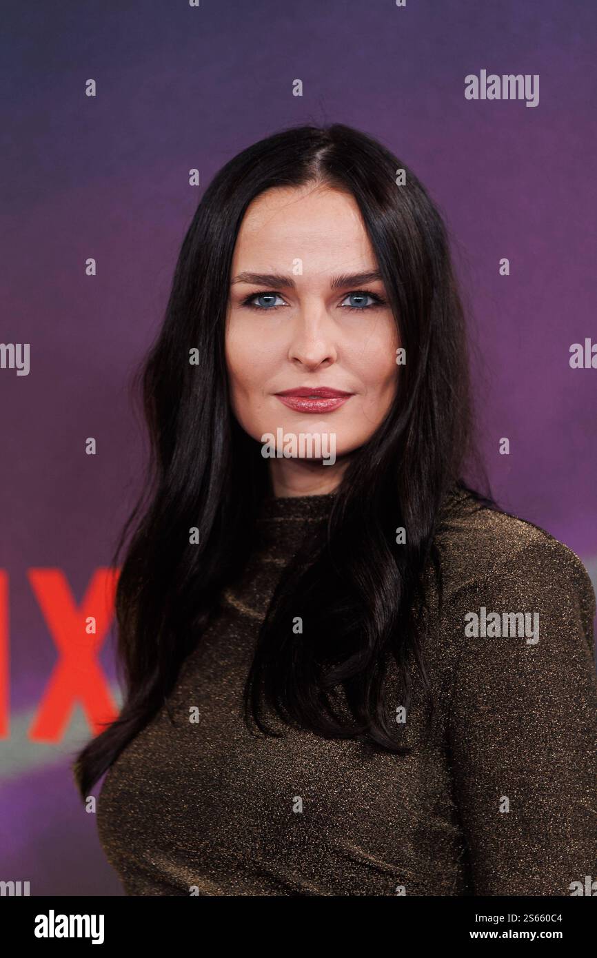 Anteprima - Back in Action Jana Riva bei der Weltpremiere zur Netflix Produktion Back in Action im Zoo Palast AM 15.01.2025 a Berlino. *** Premiere Back in Action Jana Riva alla prima mondiale della produzione Netflix Back in Action allo Zoo Palast il 15 01 2025 a Berlino Copyright: XEventpressxKochanx Foto Stock