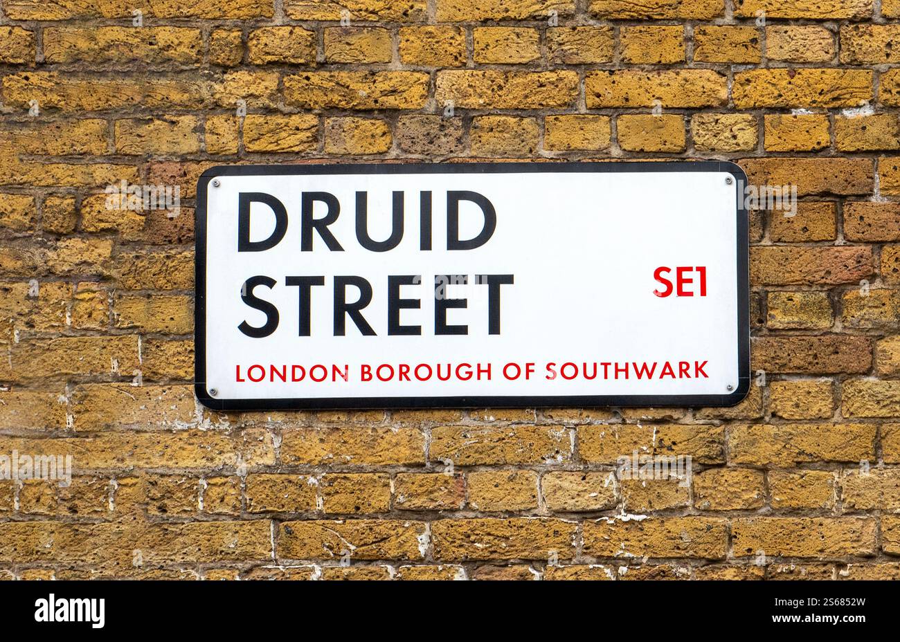 London Street sign - London Borough of Southwark Foto Stock