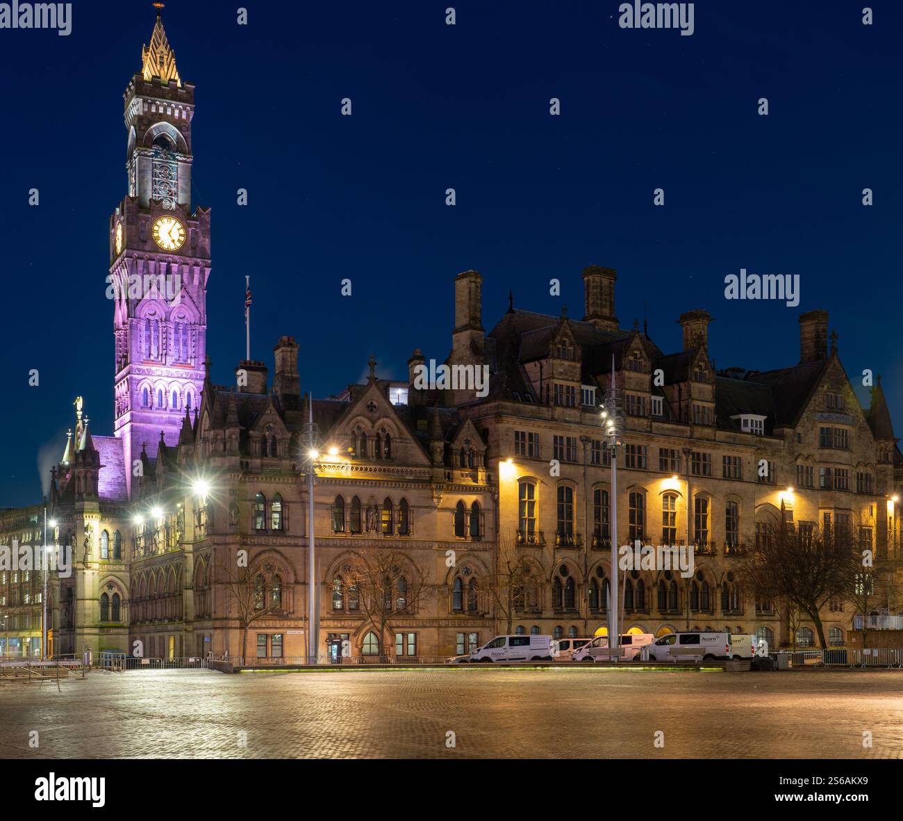 City Hall Bradford, West Yorkshire, nel gennaio 2025, anno in cui la città è stata scelta come città della cultura del Regno Unito. Foto Stock
