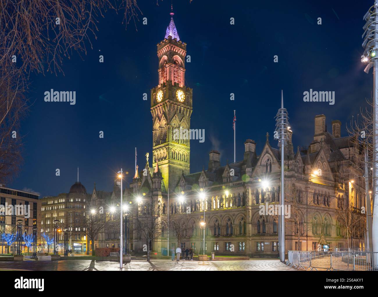 City Hall Bradford, West Yorkshire, nel gennaio 2025, anno in cui la città è stata scelta come città della cultura del Regno Unito. Foto Stock