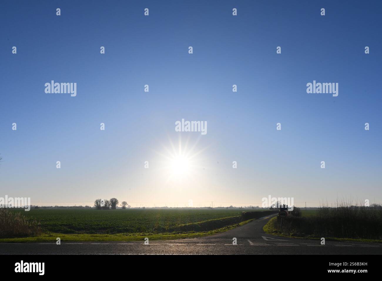 crocevia in una giornata di sole Foto Stock