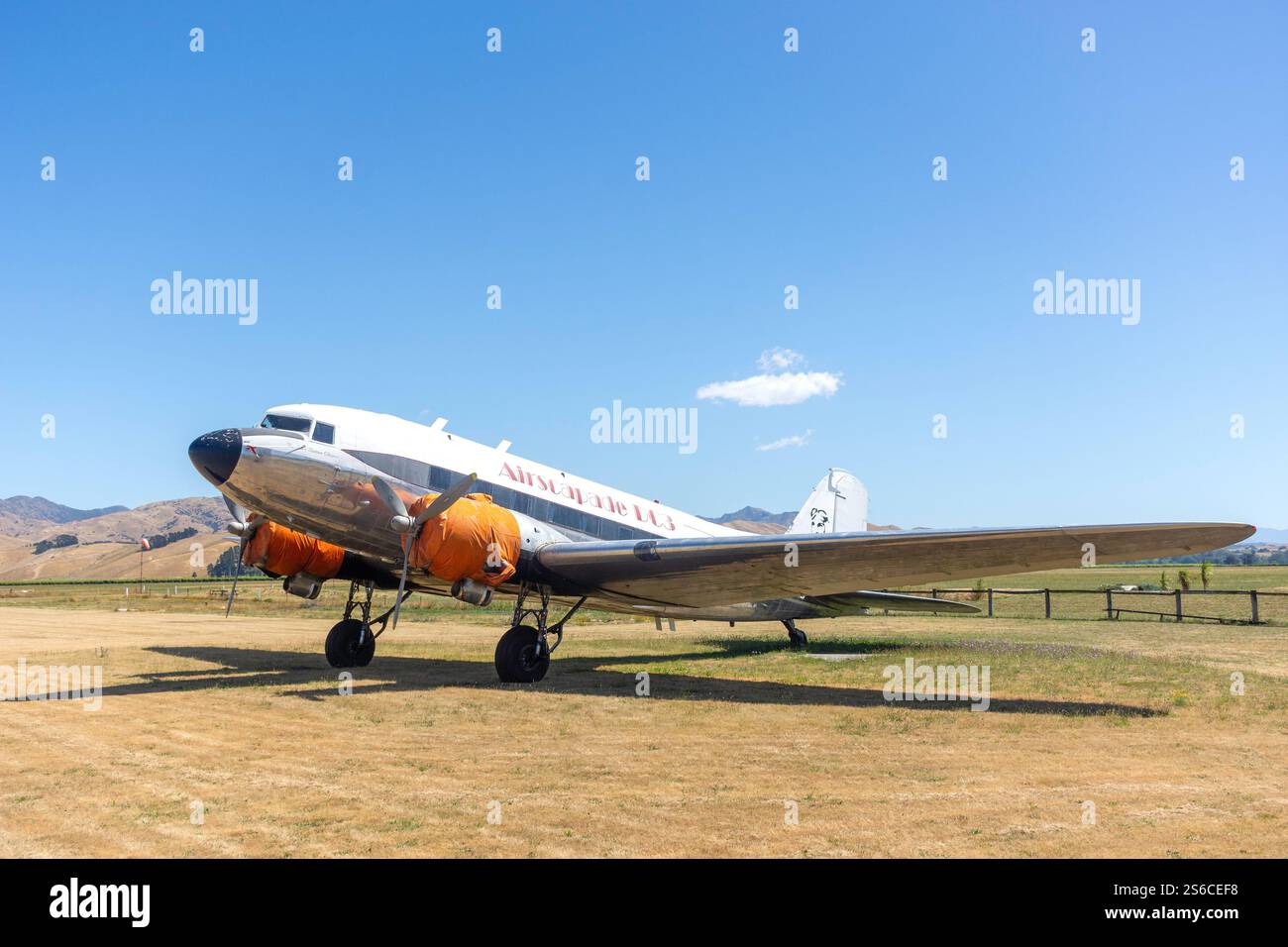 Douglas DC3 Aircraft presso Omaka Aviation Heritage Centre, Aerodrome Road, Omaka, Blenheim (Waiharakeke), regione di Marlborough, isola del Sud, nuova Zelanda Foto Stock