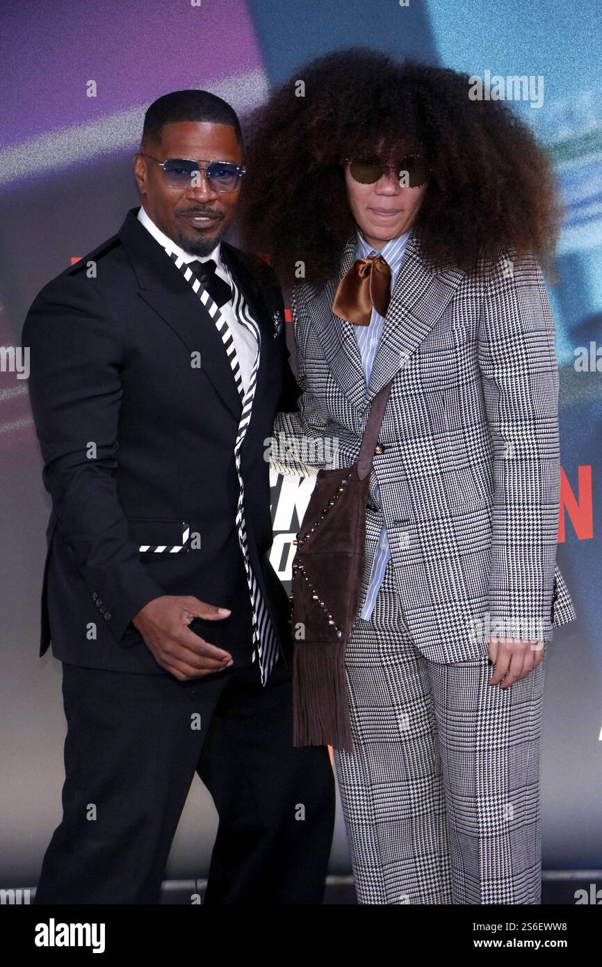 Jamie Foxx con la figlia Annalise Bishop a una proiezione speciale di Back in Action allo Zoo Palast di Berlino il 15.1.2025 Foto Stock