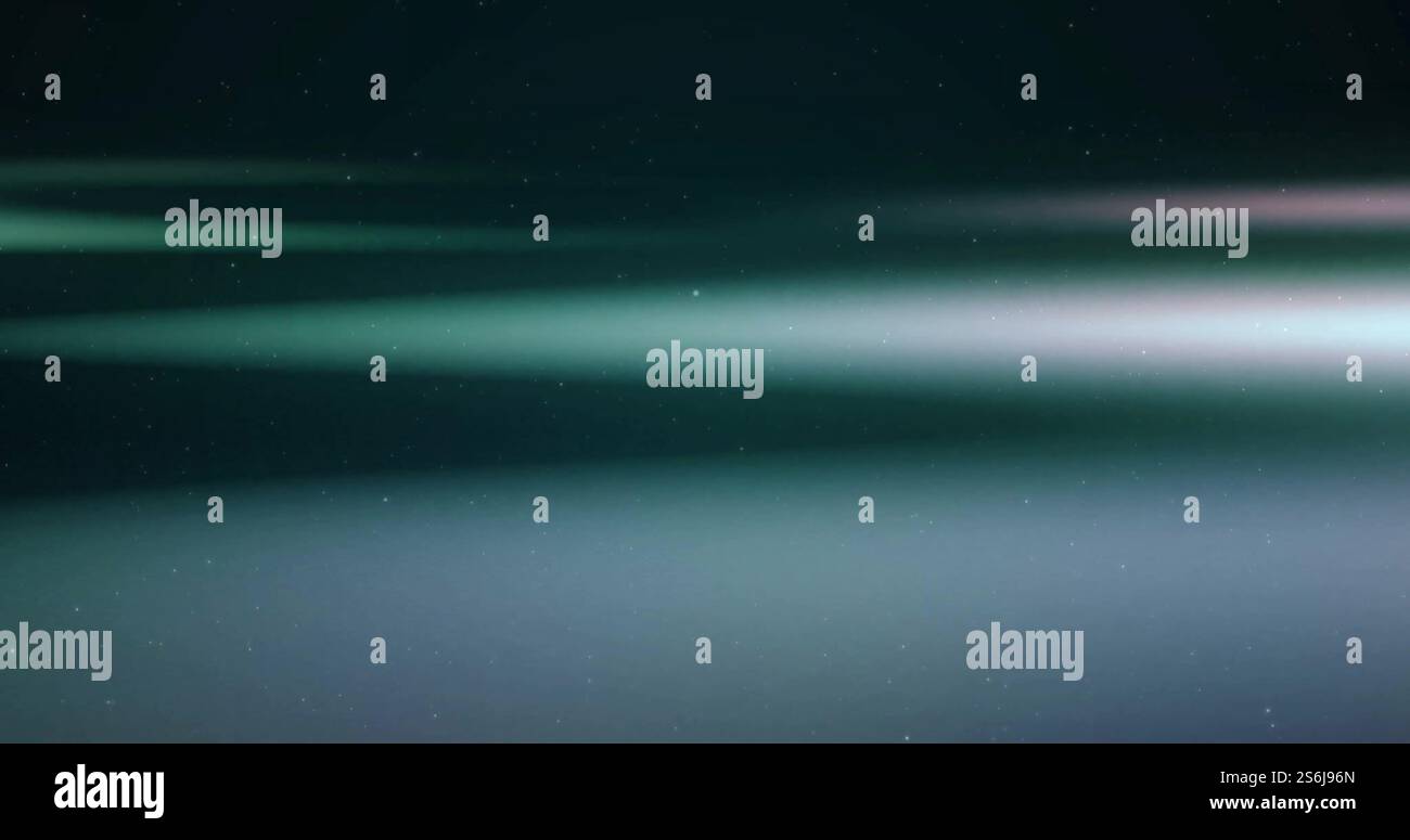 Immagine di tracce di luce e macchie su sfondo nero Foto Stock