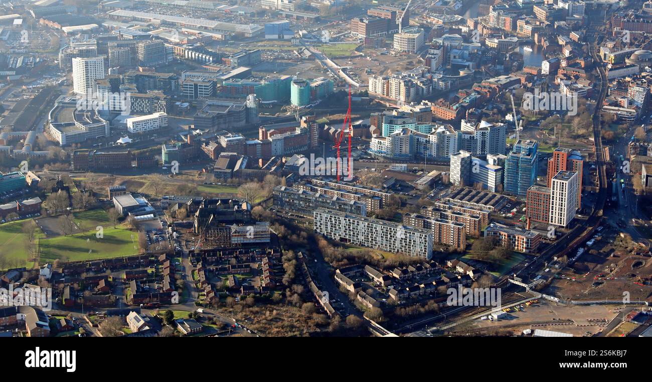 Vista aerea da nord guardando a sud dell'area di Leeds Dock dalla A64 York Road Foto Stock