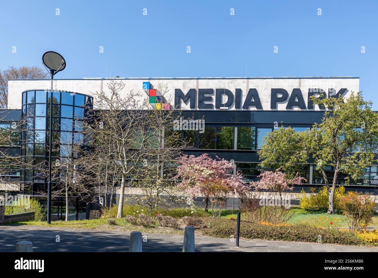 Studi televisivi olandesi all'interno e intorno al MediaPark di Hilversum Foto Stock