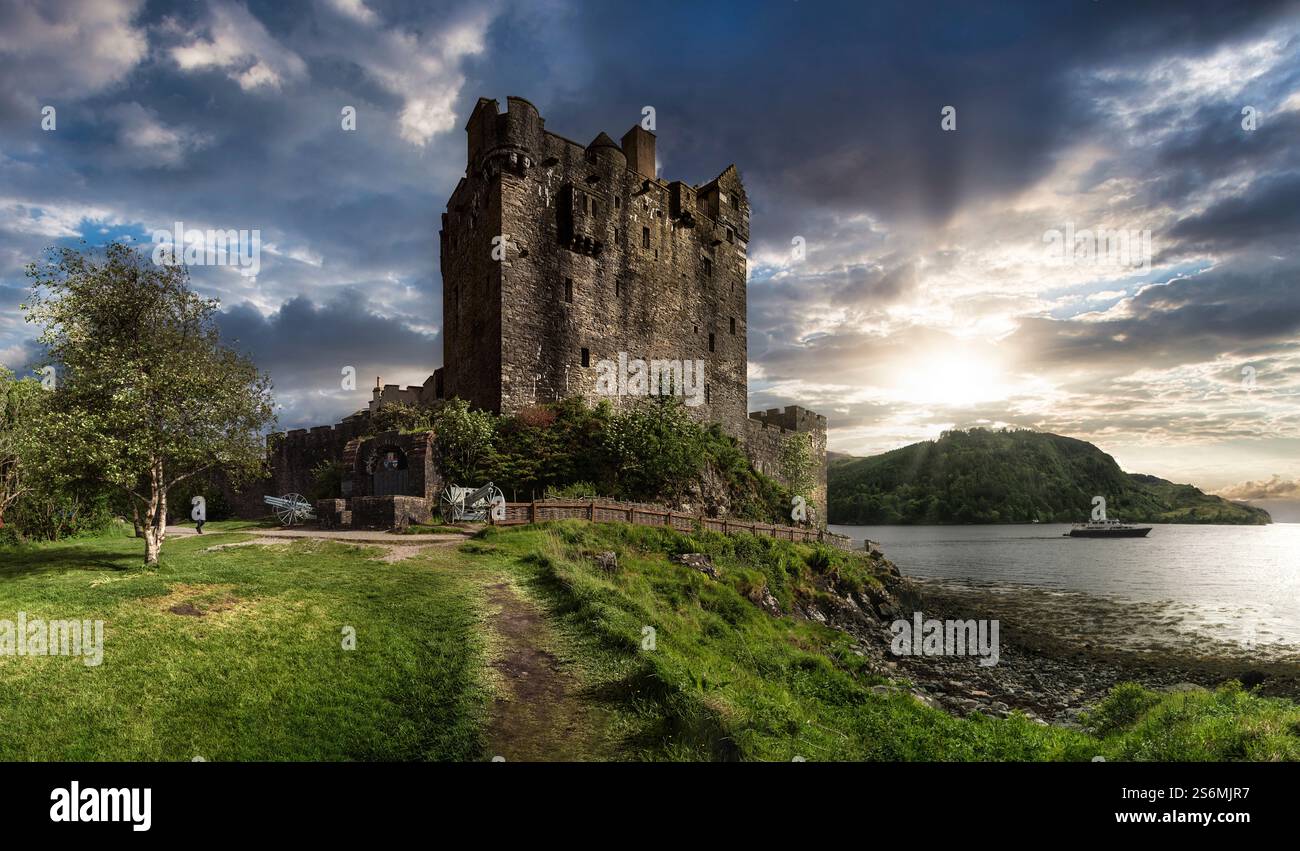 Eilean Donan Castle Highlands della Scozia Foto Stock