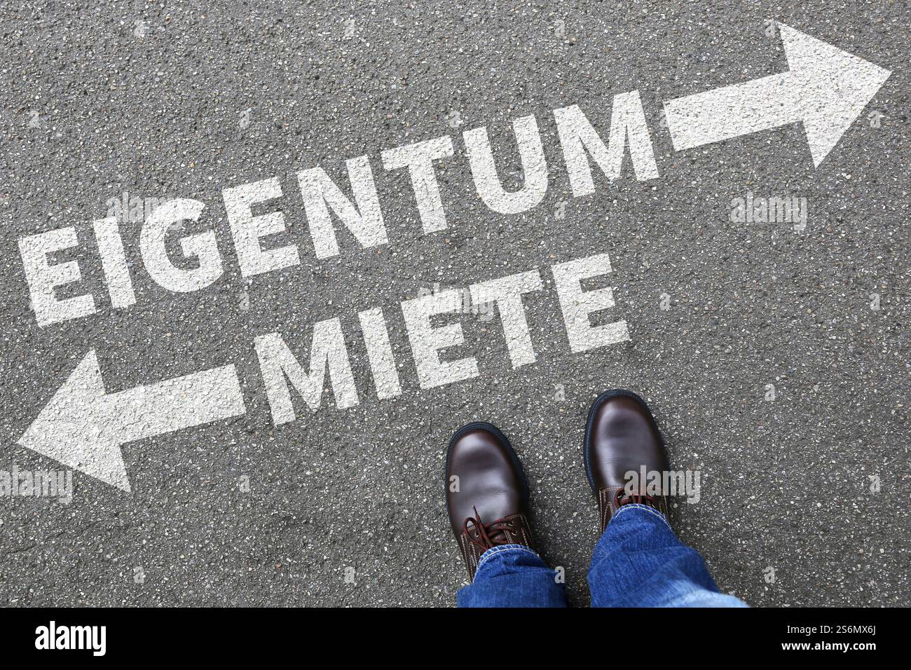 Affittare o acquistare proprietà in affitto condominiale Foto Stock