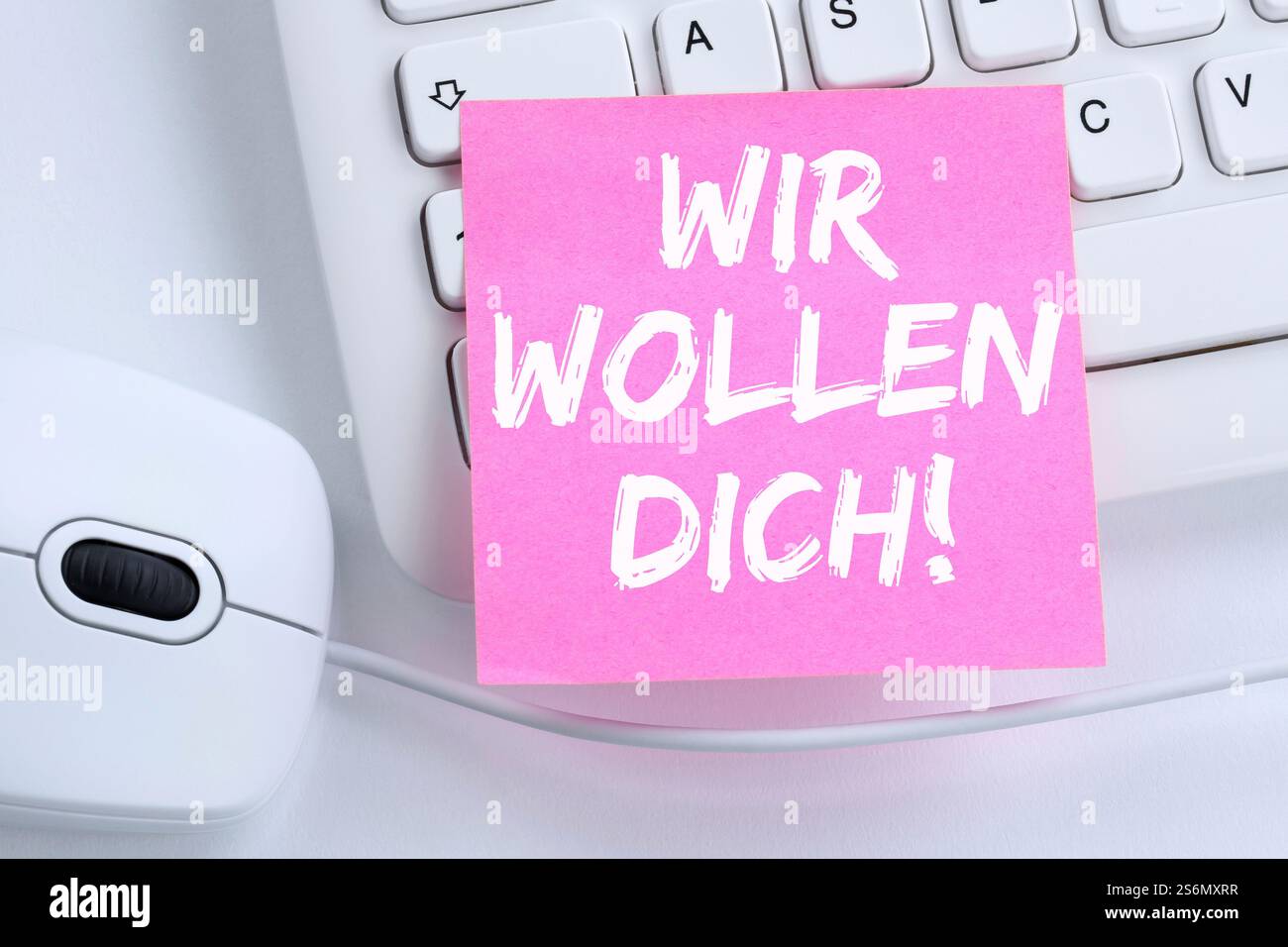 lavoro lavoro concetto aziendale lavoro lavoro candidatura per la ricerca di lavoro ufficio dipendente tastiera computer Foto Stock