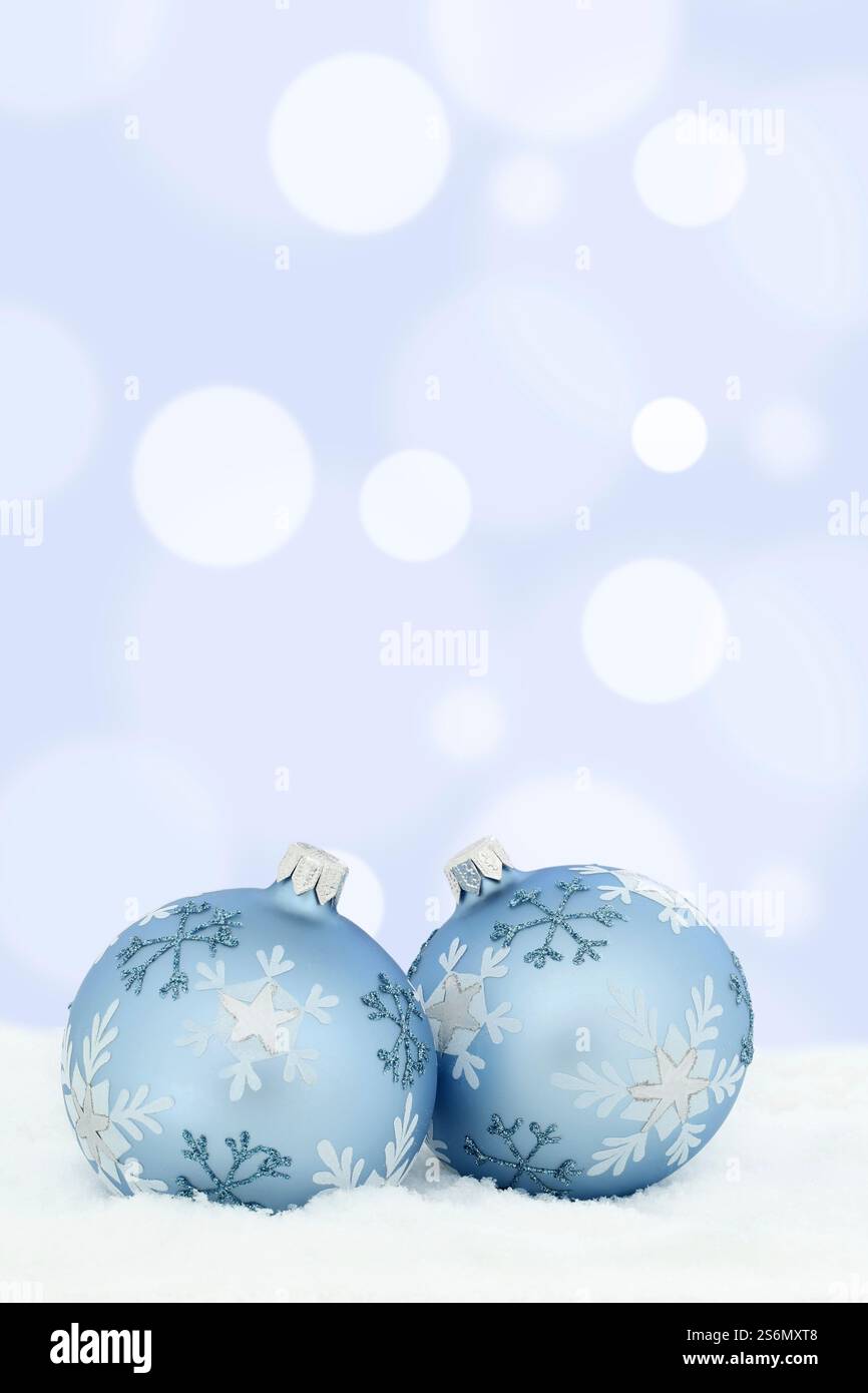 Cartolina di Natale decorazione natalizia baubles di Natale blu decorazione palle di Natale Foto Stock