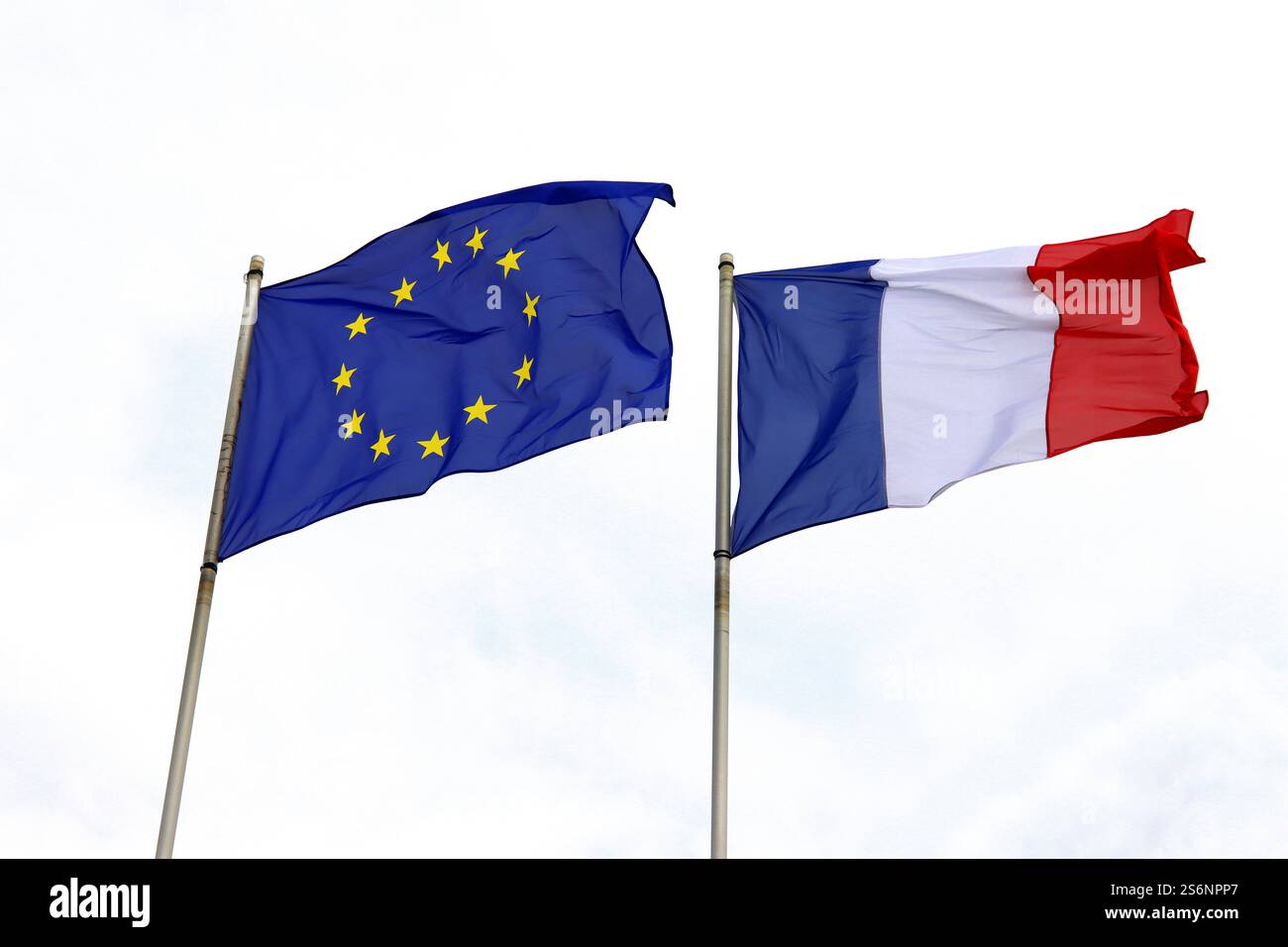 Il tricolore e la bandiera europea Foto Stock