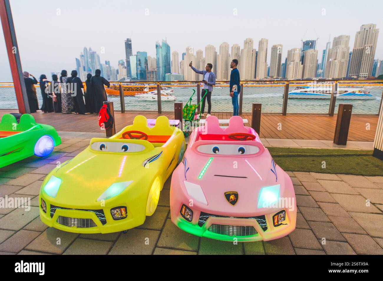 Medio Oriente, Emirati Arabi Uniti, Dubai. Porticciolo di Dubai. Isola BLUEWATERS Foto Stock