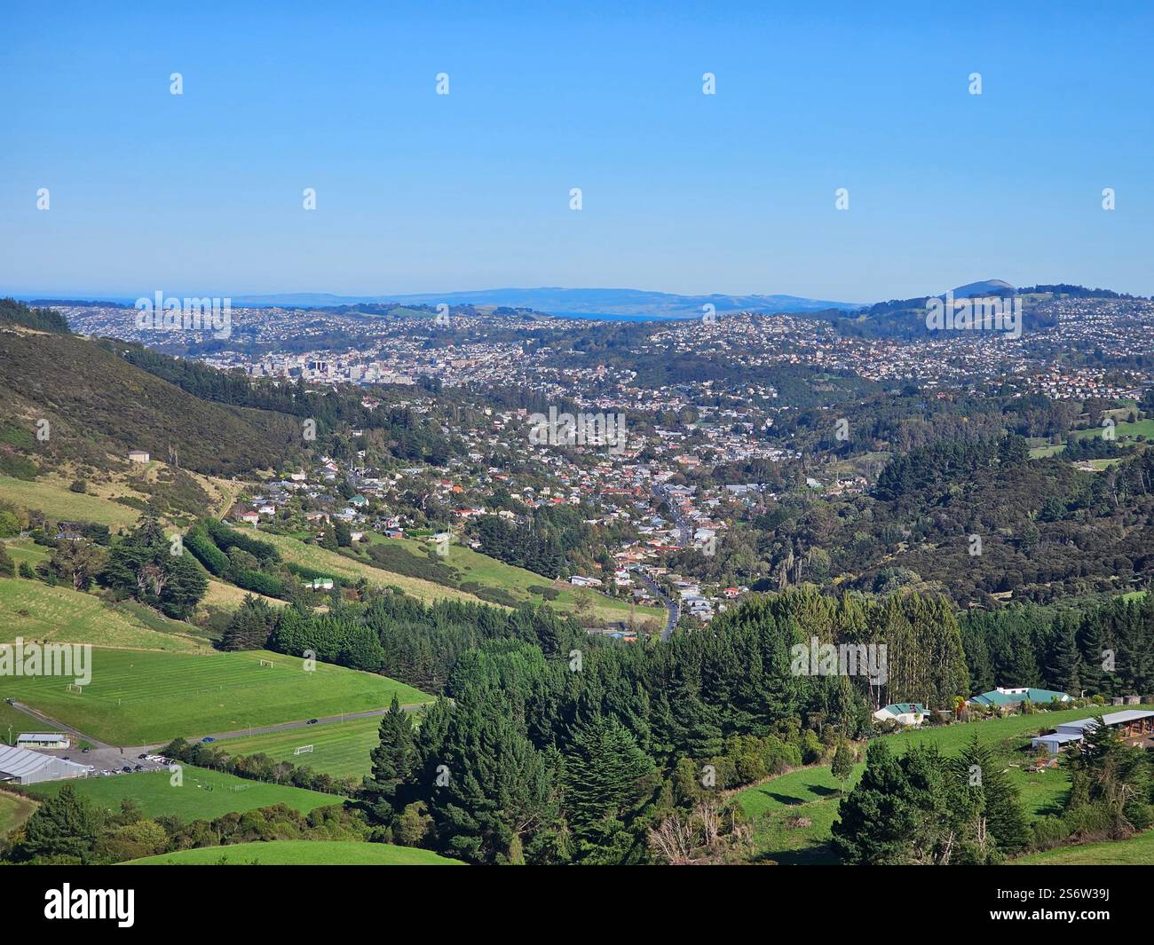 Una vista panoramica di Dunedin, guardando a sud. Otago, nuova Zelanda. Foto Stock