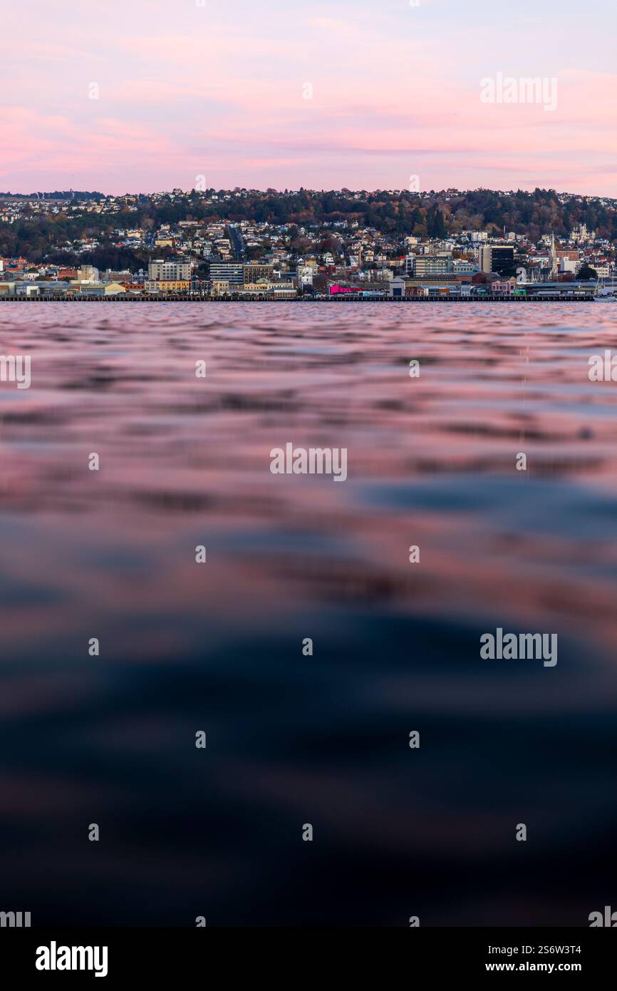 Alba su Dunedin, Otago, nuova Zelanda Foto Stock