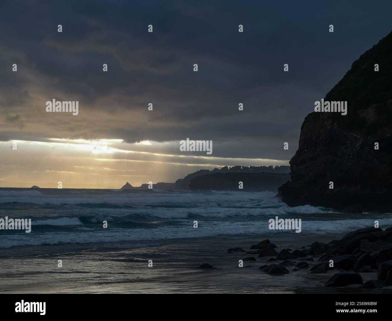 La spiaggia e il mare vicino a Saint Clair, Dunedin, Otago, nuova Zelanda Foto Stock
