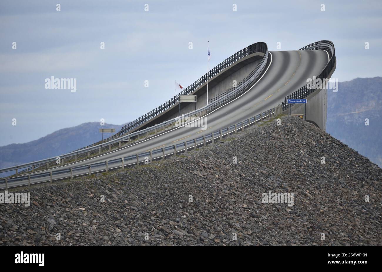 La Atlantic Road, strada di campagna in Norvegia Foto Stock