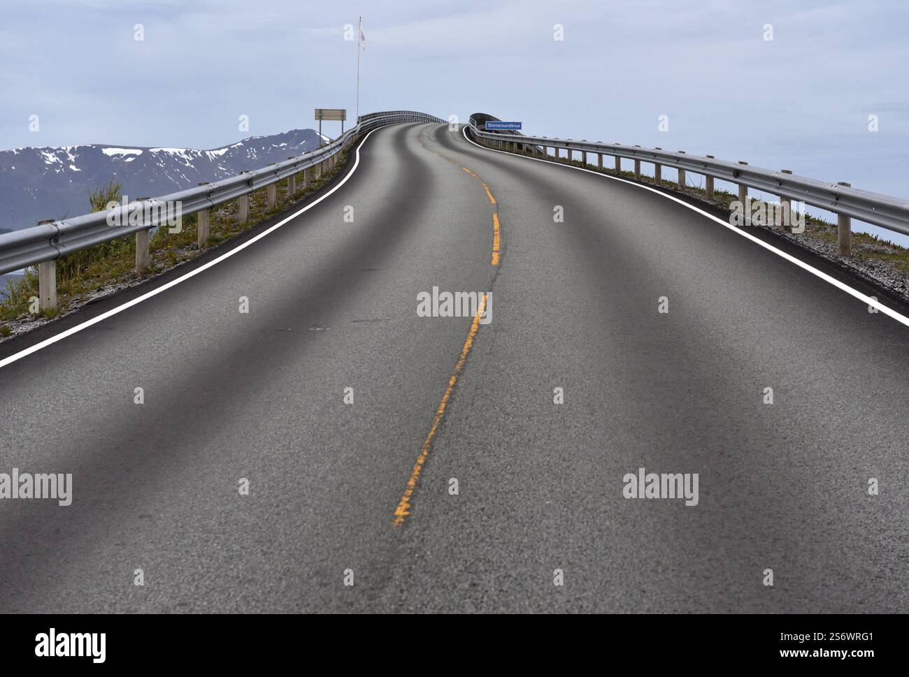 La Atlantic Road, strada di campagna in Norvegia Foto Stock