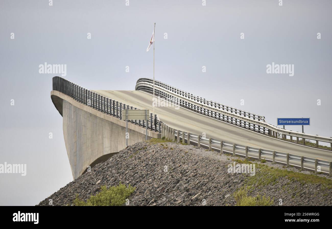 La Atlantic Road, strada di campagna in Norvegia Foto Stock