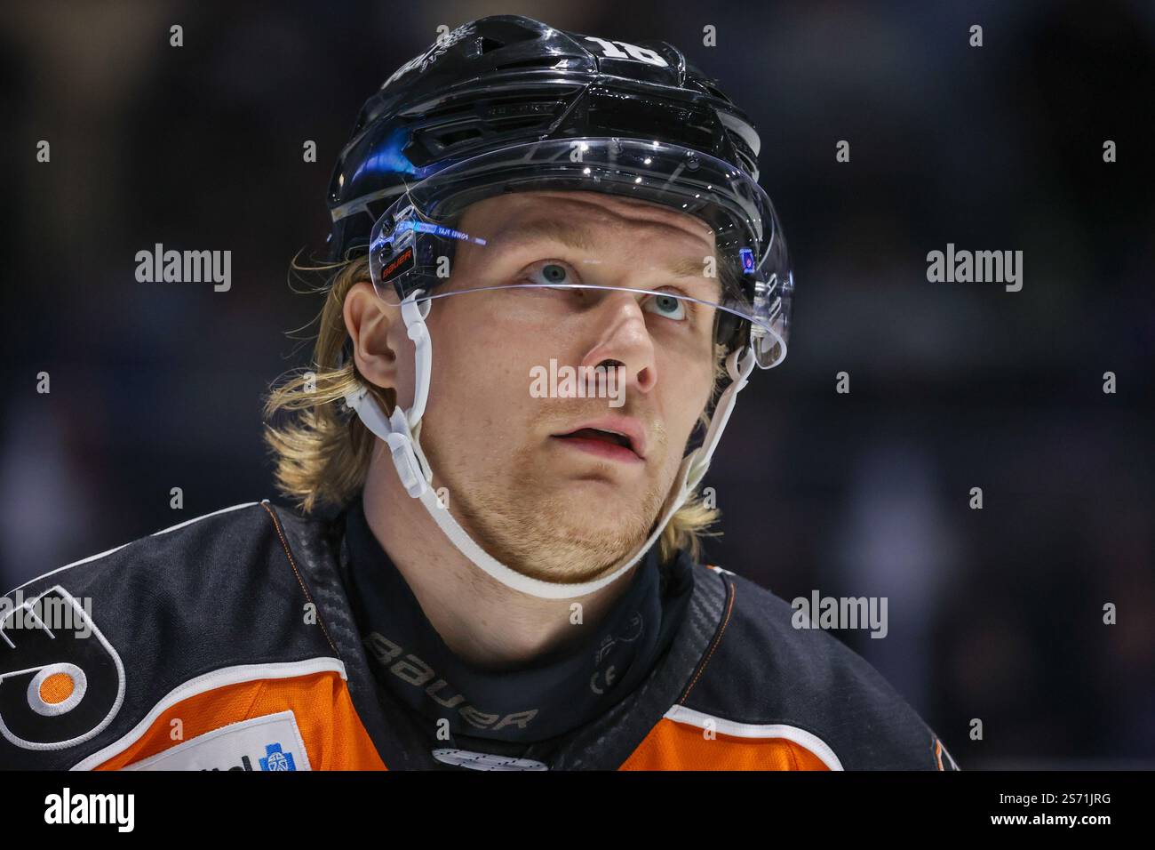 Rochester, New York, Stati Uniti. 17 gennaio 2025. Rodrigo Abols (18 anni), attaccante dei Lehigh Valley Phantoms, pattina nel secondo periodo in una partita contro i Rochester Americans. I Rochester Americans ospitarono i Lehigh Valley Phantoms nella Military Appreciation Night in una partita della American Hockey League alla Blue Cross Arena di Rochester, New York. (Jonathan Tenca/CSM). Crediti: csm/Alamy Live News Foto Stock