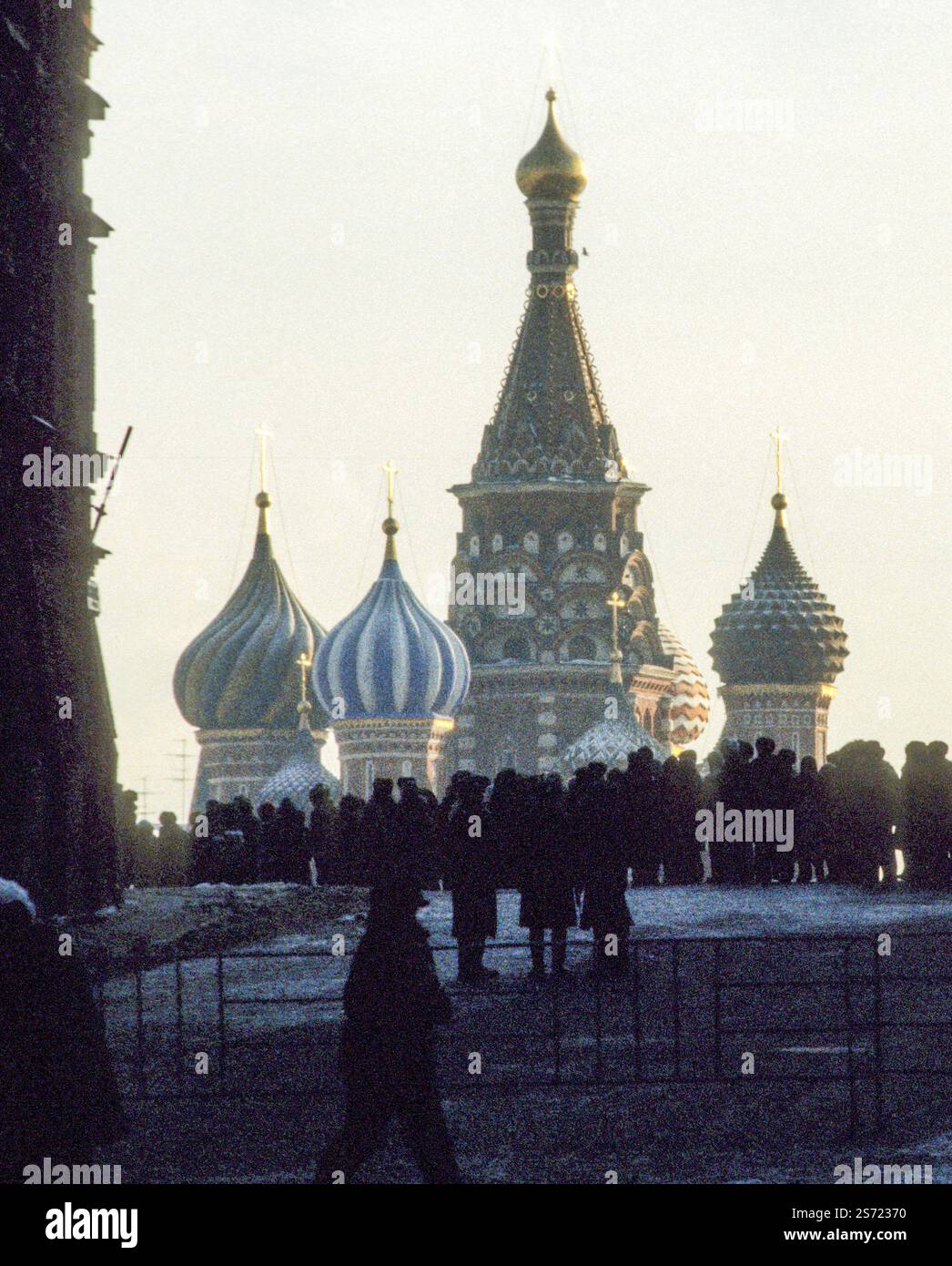 Piazza Rossa DI MOSCA con la Cattedrale di San Basilio Foto Stock
