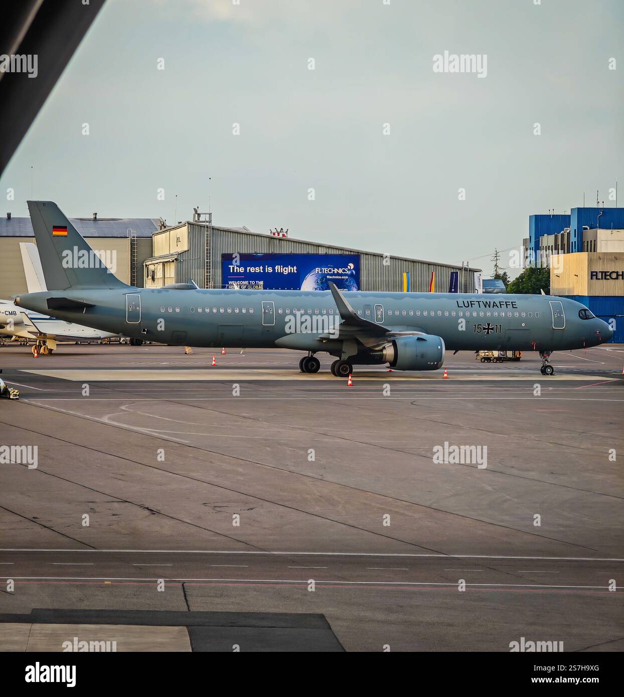 01 19 2025 - Vilnius, Lituania. Aereo militare dell'aeronautica militare tedesca Airbus A321-251NX 15 11 Luftwaffe in piedi all'aeroporto di Vilnius e operativo per la NATO Foto Stock