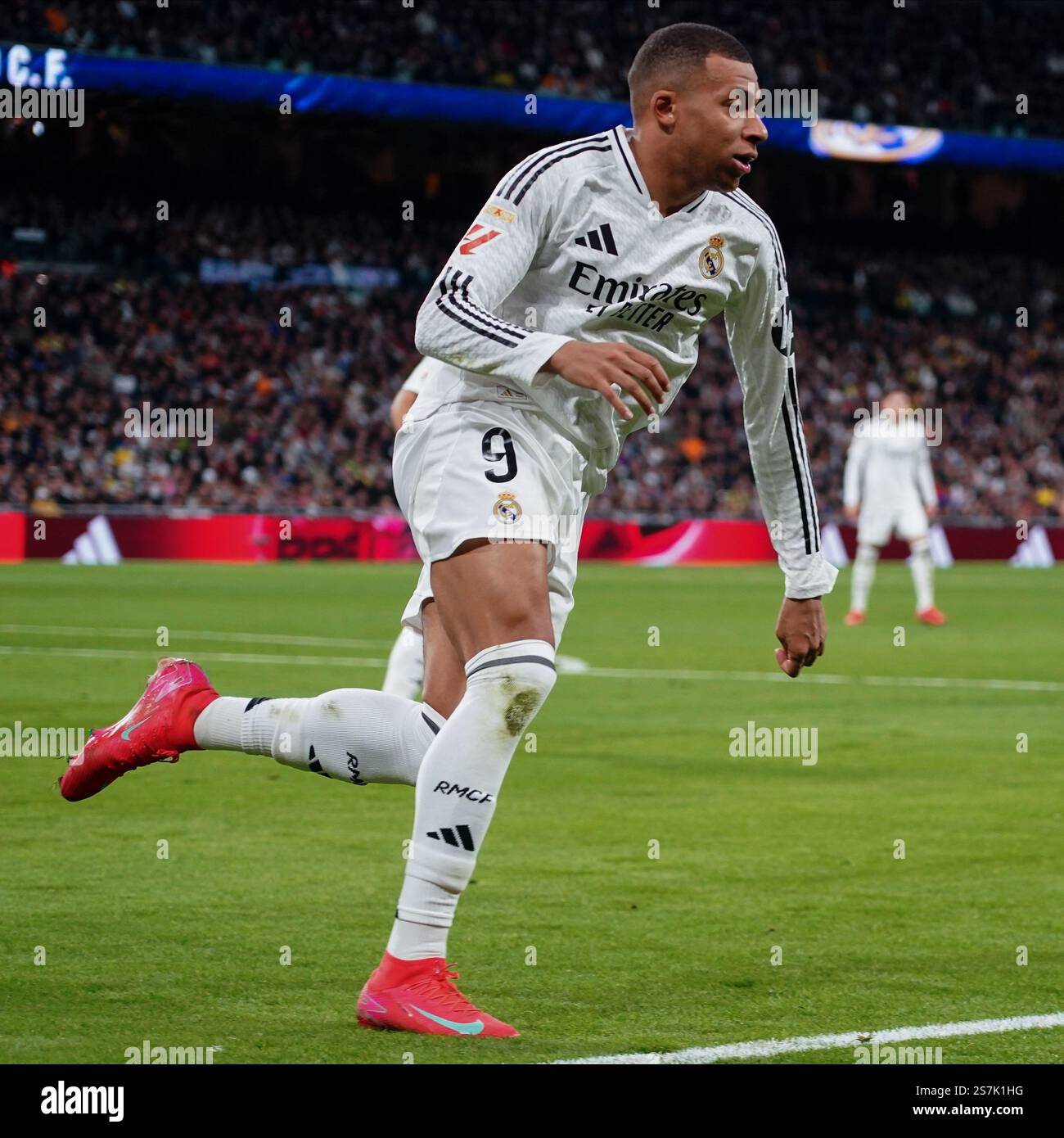 Madrid, Spagna. 20 gennaio 2025. Kylian Mbappe del Real Madrid durante la partita della Liga EA Sports tra Real Madrid e UD Las Palmas giocata allo stadio Santiago Bernabeu il 19 gennaio 2025 a Madrid, Spagna. (Foto di Bagu Blanco/PRESSINPHOTO) credito: PRESSINPHOTO SPORTS AGENCY/Alamy Live News Foto Stock