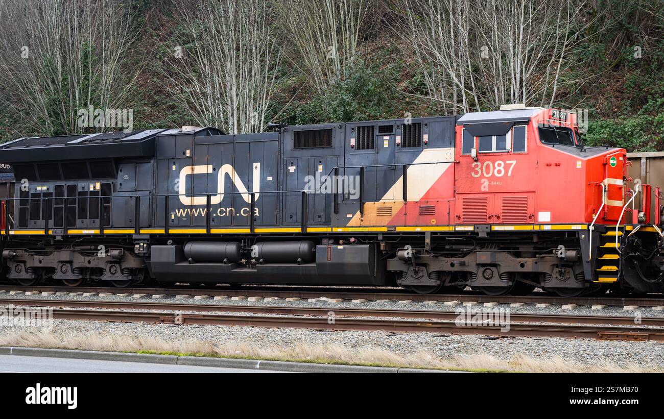Everett, WA, USA - 15 gennaio 2025; locomotiva diesel canadese in primo piano con logo Foto Stock