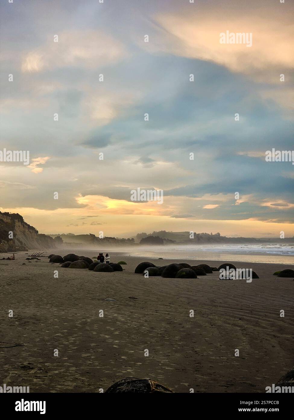 Moeraki Boulders, Otago, Isola del Sud, Nuova Zelanda Foto Stock