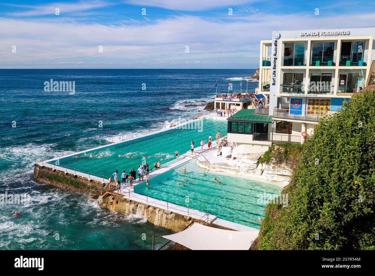 Il Bondi Icebergs Swimming Club per i nuotatori invernali. Bondi Beach, Sydney, Australia Foto Stock