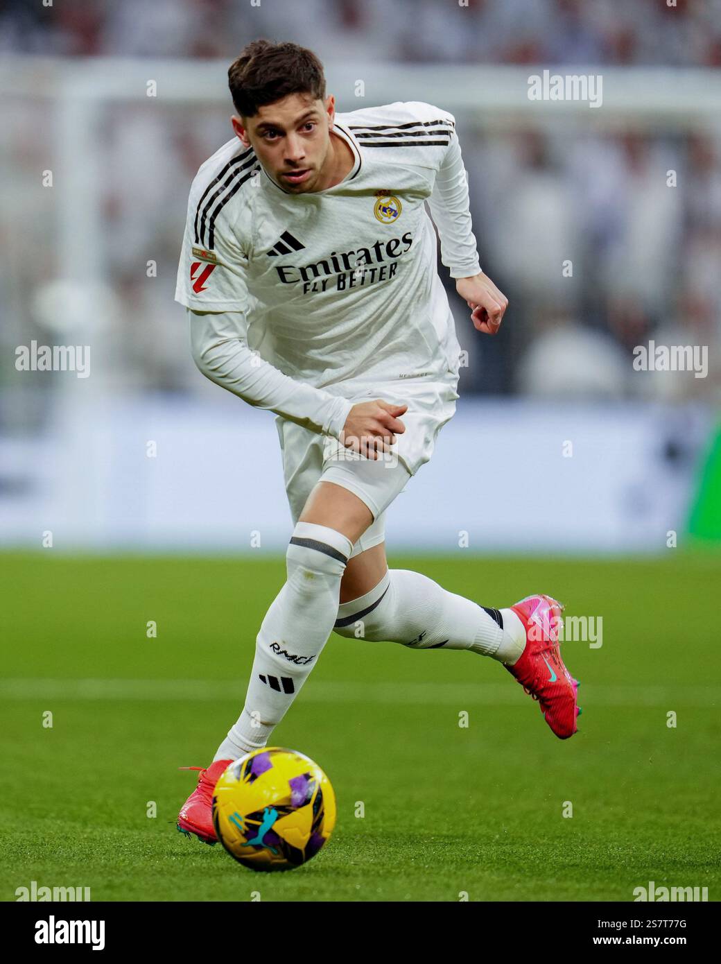 Madrid, Spagna. 20 gennaio 2025. Fede Valverde del Real Madrid durante la partita della Liga EA Sports tra Real Madrid e UD Las Palmas giocata allo stadio Santiago Bernabeu il 19 gennaio 2025 a Madrid, Spagna. (Foto di Bagu Blanco/PRESSINPHOTO) credito: PRESSINPHOTO SPORTS AGENCY/Alamy Live News Foto Stock