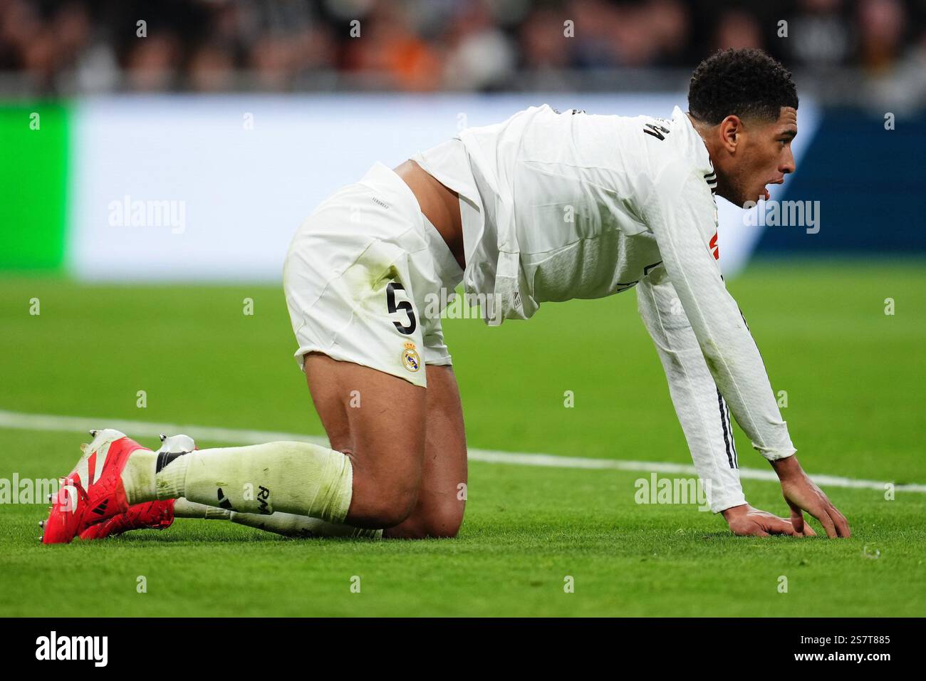 Madrid, Spagna. 20 gennaio 2025. Jude Bellingham del Real Madrid durante la partita della Liga EA Sports tra il Real Madrid e l'UD Las Palmas giocata allo stadio Santiago Bernabeu il 19 gennaio 2025 a Madrid, Spagna. (Foto di Bagu Blanco/PRESSINPHOTO) credito: PRESSINPHOTO SPORTS AGENCY/Alamy Live News Foto Stock